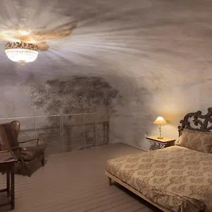 Renaissance Palace Noble Floor Appartamento