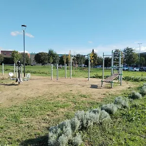 Accogliente A Con Parcheggio Appartamento