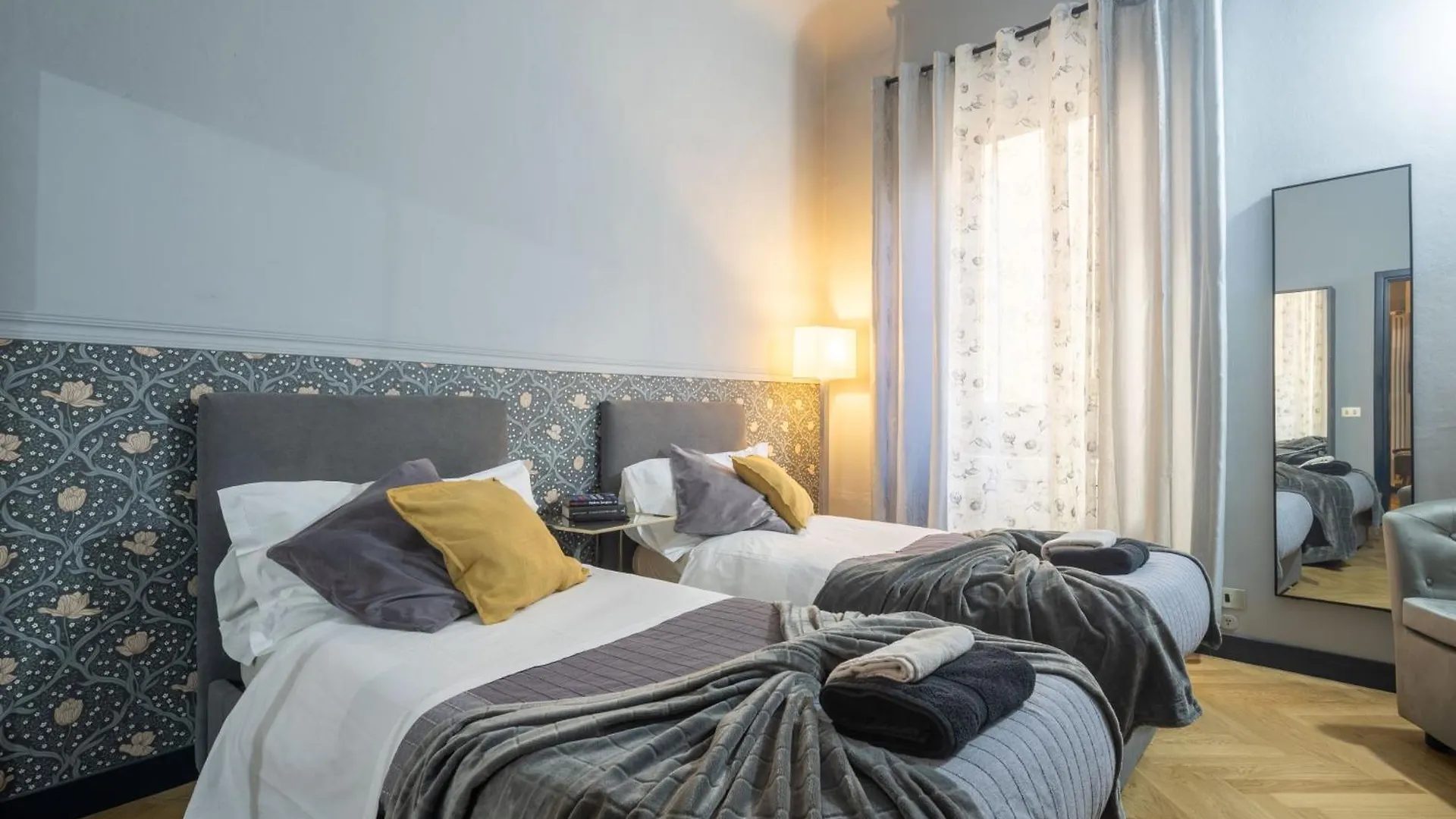 Tornabuoni Apartment - In Old Town Center Firenze Italy